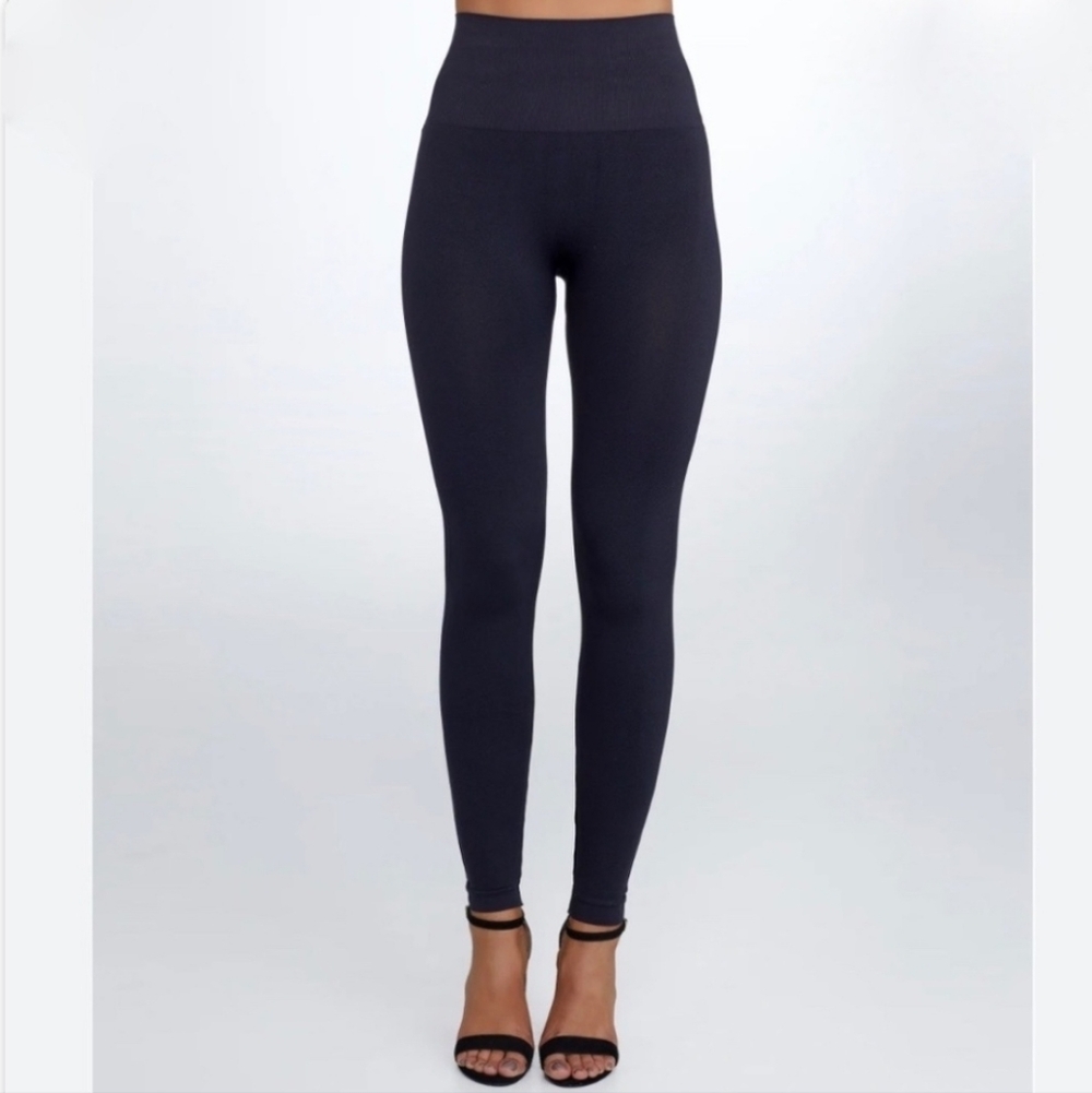 Spanx Look At Me Now Seamless High-Waist Leggings Black Size M